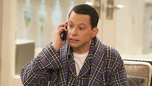 Jon Cryer dans le rôle d'Alan Harper dans Deux hommes et demi