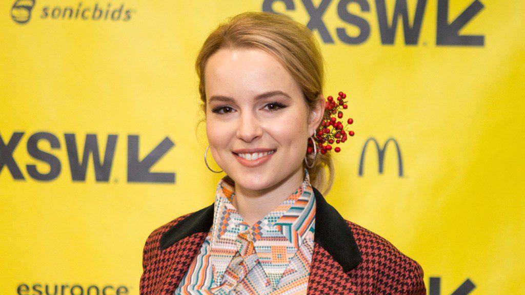 L'ancienne star de Disney, Bridgit Mendler, lance une startup de communications spatiales
