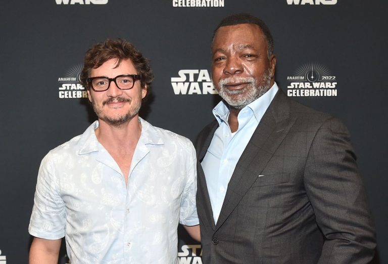 Le casting de « The Mandalorian » réagit à la mort de Carl Weathers à 76 ans – TVLine