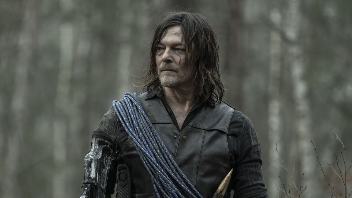 Daryl Dixon outdoors in The Walking Dead: Daryl Dixon