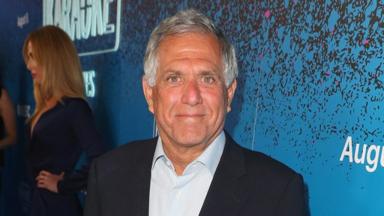 Les Moonves condamnés à une amende de 11 000 $ pour ingérence présumée dans une enquête sur une agression sexuelle du LAPD
