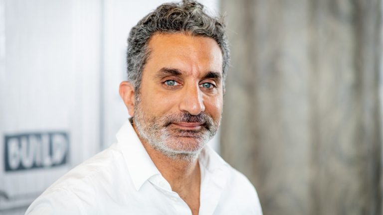 Les initiés de la production contestent le départ de Bassem Youssef de "Superman : Legacy", affirmant que le personnage a été écrit avant les attaques du Hamas. Les plus populaires doivent lire Abonnez-vous aux newsletters variées
	
	
