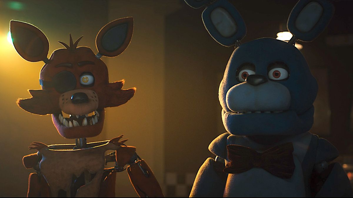 Foxy and Bonnie animatronics in Five Nights at Freddy