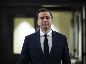 Poilievre promet de révoquer l’expansion de l’aide médicale à mourir pour une maladie mentale