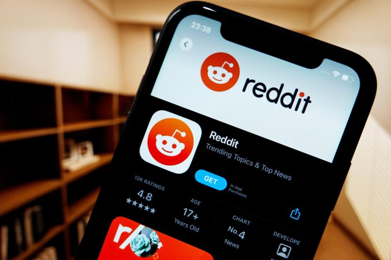 Reddit accorde une licence à son contenu à Google pour l’aider à former ses modèles d’IA