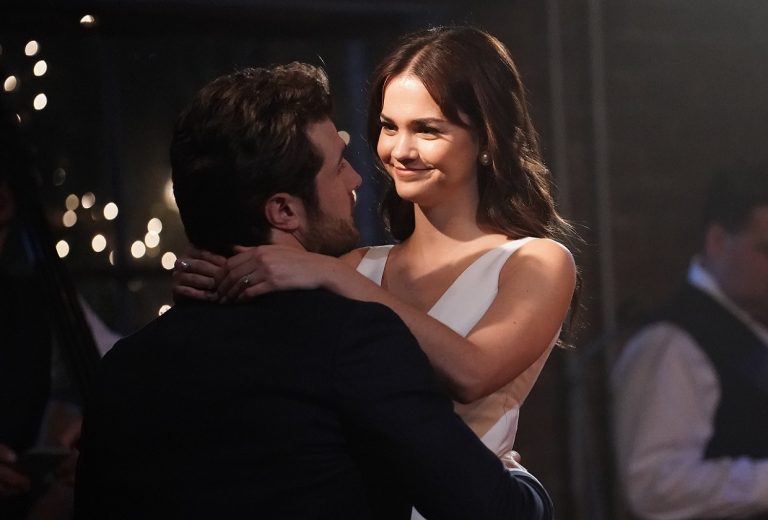 Saison 5, épisode 18 – Bailee Madison Cameo – TVLine