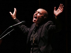 Sinead O'Connor s'est produite au Massey Hall au centre-ville de Toronto, en Ontario.  le vendredi 24 octobre 2014. (Stan Behal/Toronto Sun)