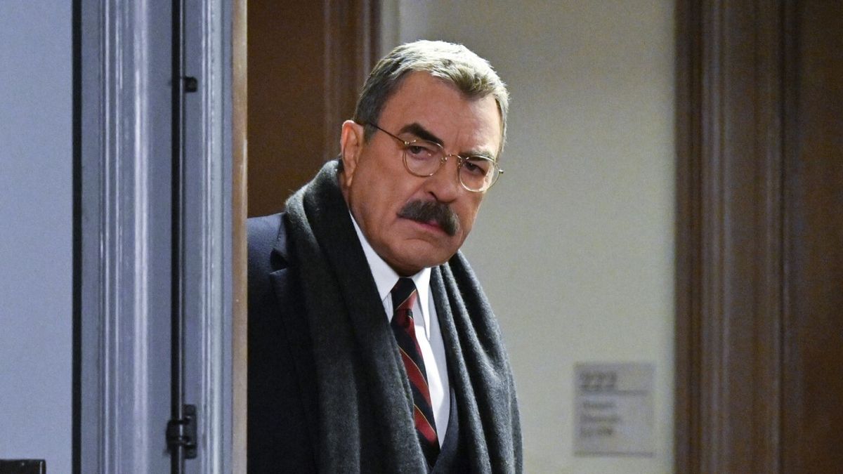  Tom Selleck a été ouvert sur le fait qu'il ne voulait pas que Blue Bloods se termine.  Si les rumeurs sont vraies, la force motrice derrière ses commentaires n’est peut-être pas celle à laquelle vous vous attendriez
