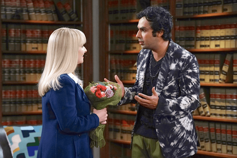 Tribunal de nuit de Kunal Nayyar, réunion de Big Bang Theory, Melissa Rauch Kiss – TVLine