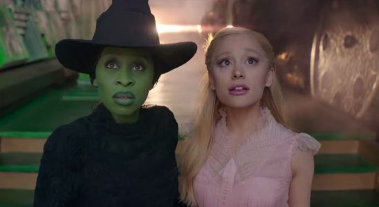 Une bande-annonce méchante amène une Ariana Grande parfaitement rose à Oz