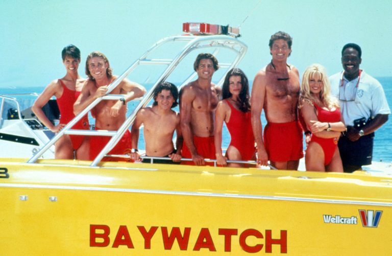 Baywatch : FOX commande un redémarrage de la série David Hasselhoff Lifeguard
