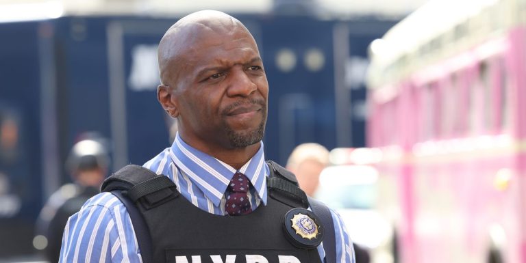 La star de Brooklyn Nine-Nine, Terry Crews, décroche son prochain rôle au cinéma
