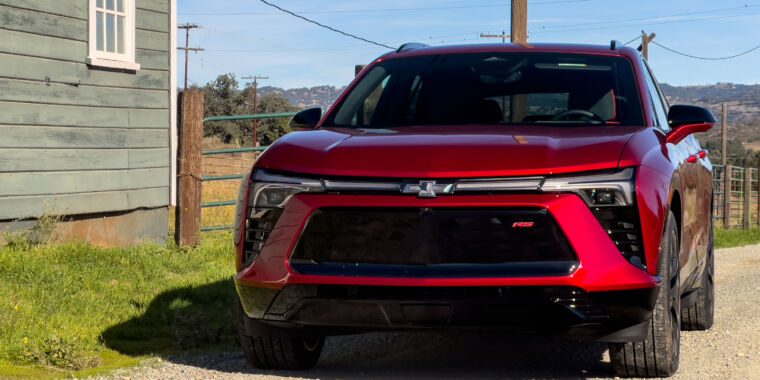 GM recommence à vendre des véhicules électriques Chevy Blazer et réduit les prix jusqu’à 6 250 $