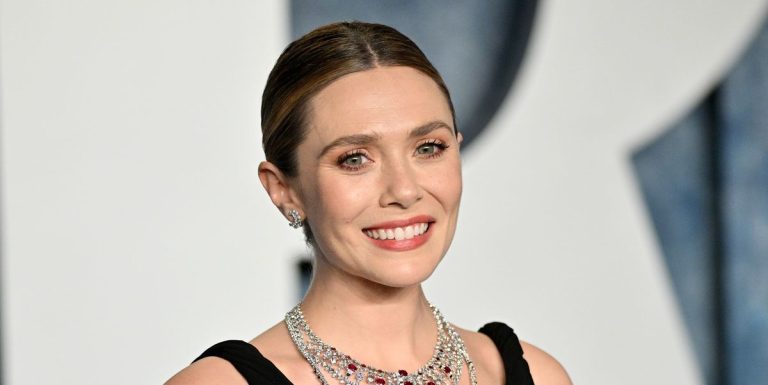 Elizabeth Olsen et Callum Turner s'associent pour une nouvelle comédie romantique
