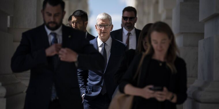 Les États-Unis poursuivent Apple, alléguant qu’elle a illégalement monopolisé le marché des smartphones