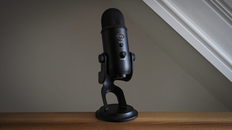 un microphone de streaming haut de gamme pour les joueurs
