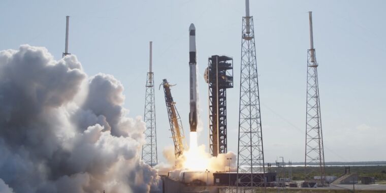 La rampe de lancement de SpaceX dispose désormais des équipements nécessaires aux astronautes