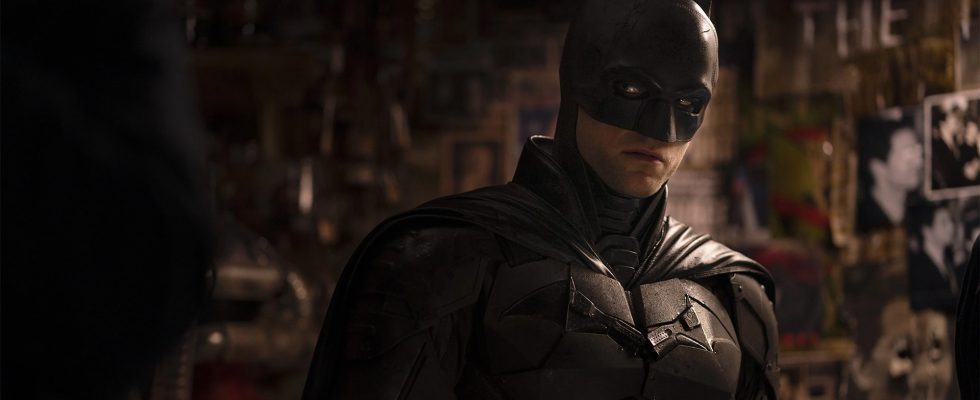 Matt Reeves is writing The Batman 2 right now, the sequel is still in active development at DC Studios, and BatVerse TV shows are coming. Matt Reeves movie The Batman makes an argument for superheroes and addressing real-world modern social, political problems - full spoilers discussion.