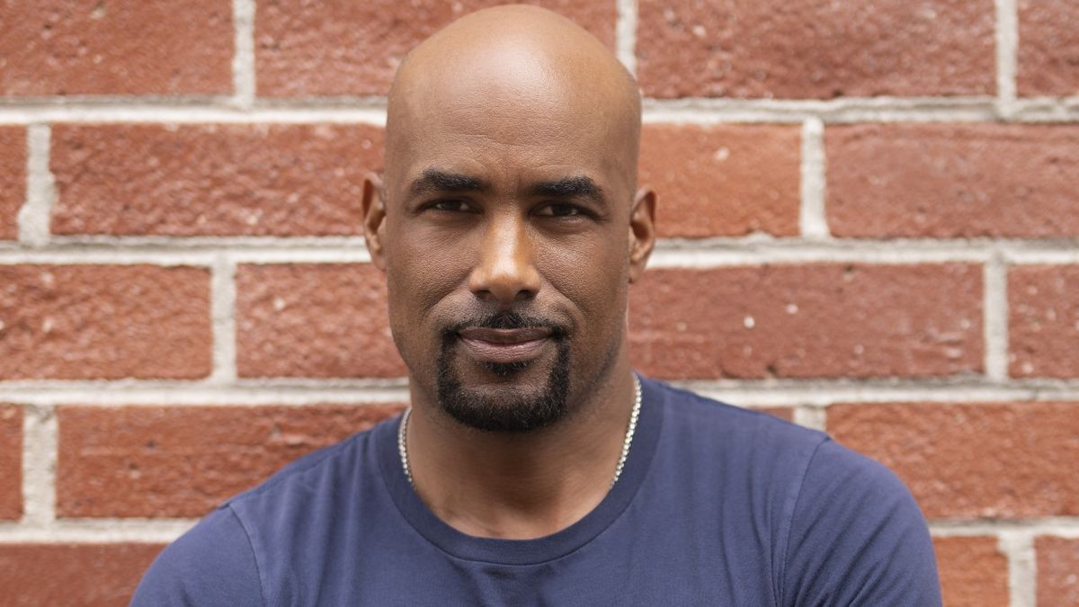 Boris Kodjoe as Robert Sullivan on Station 19.