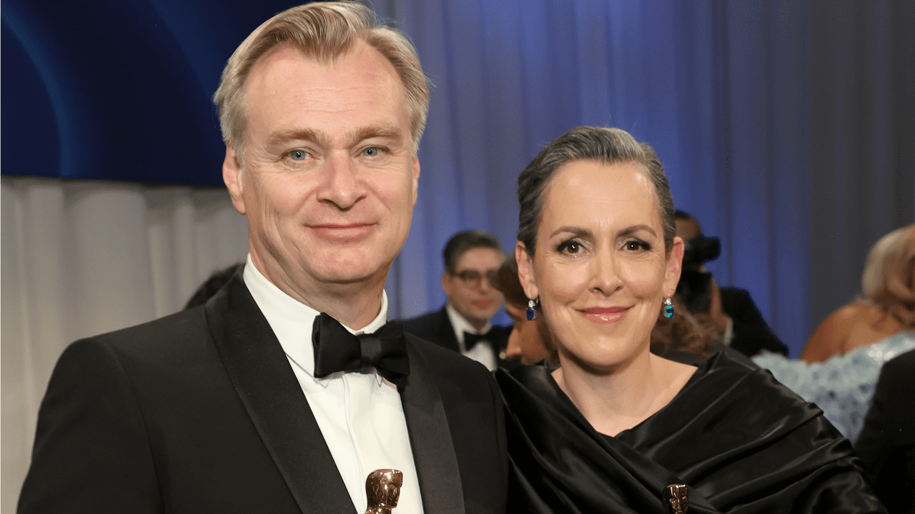 Christopher Nolan est fait chevalier après la saison des grandes récompenses d'Oppenheimer
