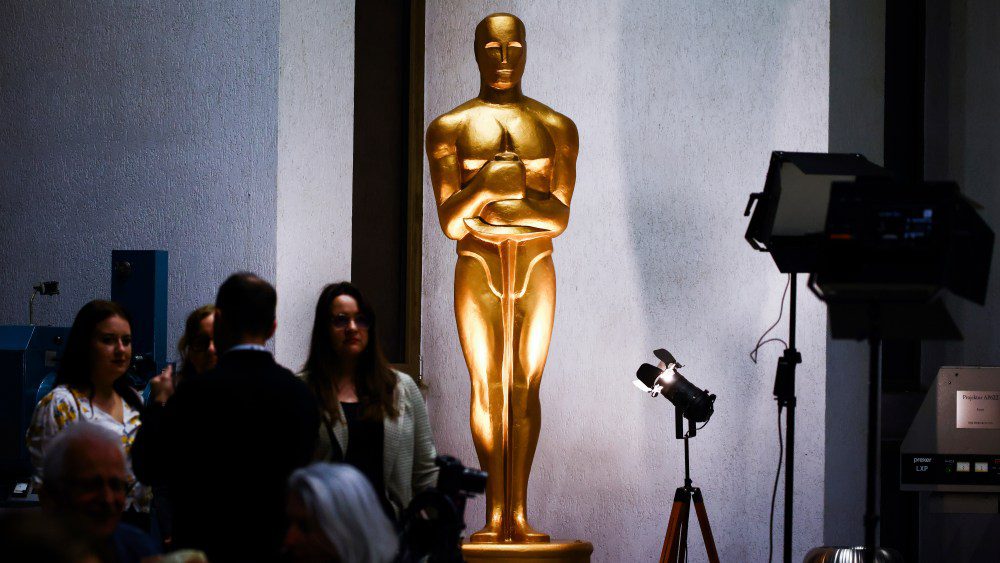 how to watch 2024 oscars live online free