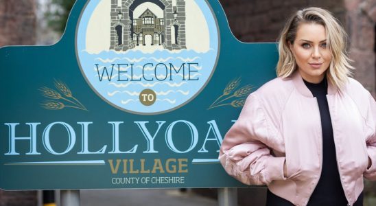 Hollyoaks va lancer une nouvelle histoire majeure alors que la star d'EastEnders, Rita Simons, fait ses débuts