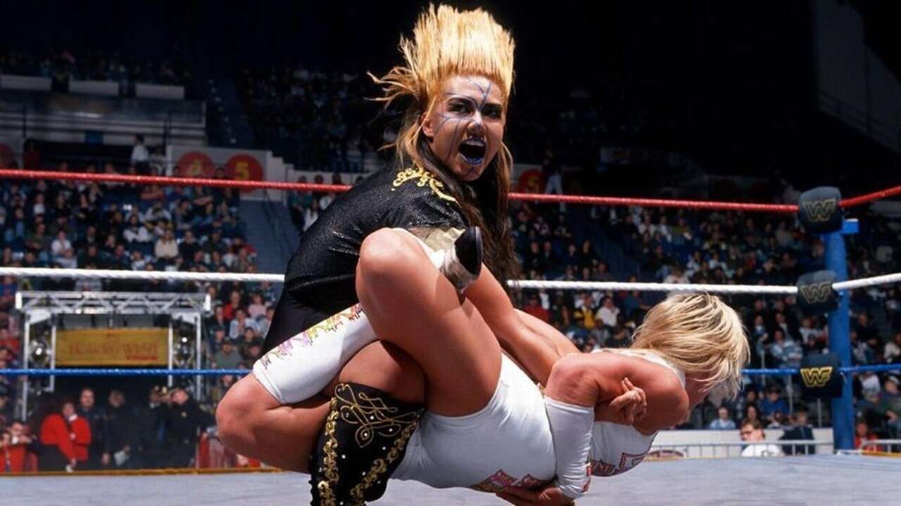 La WWE ajoute la légende japonaise Bull Nakano à la classe du Temple de la renommée 2024
