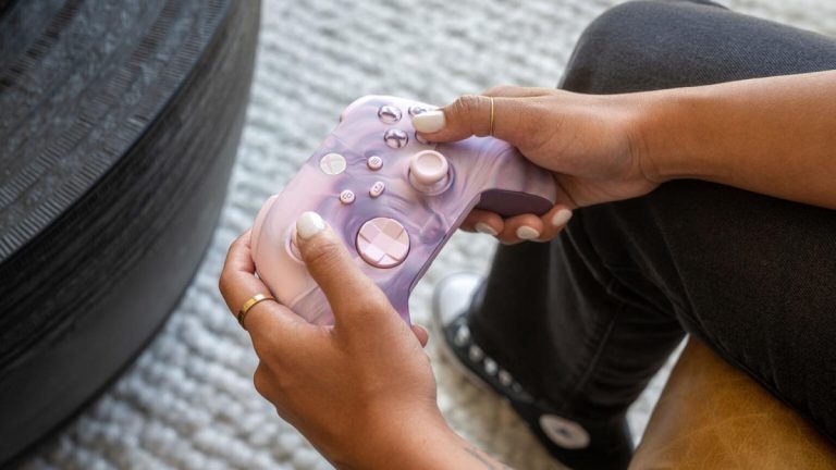 La manette sans fil Dream Vapor Xbox tombe à un niveau record de 58 $