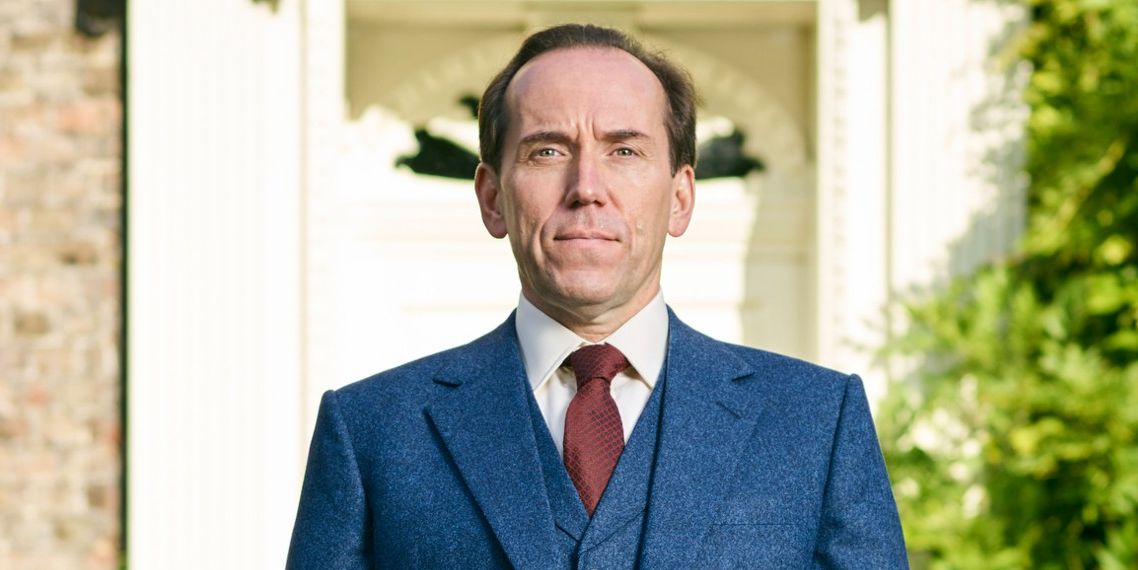 La série Professeur T de Ben Miller obtient la date de sortie confirmée de la saison 3
