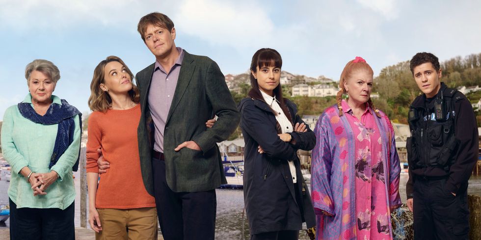 barbara flynn, sally bretton, kris marshall, zahra ahmadi, felicity montagu, dylan llewellyn, au-delà du paradis saison 2