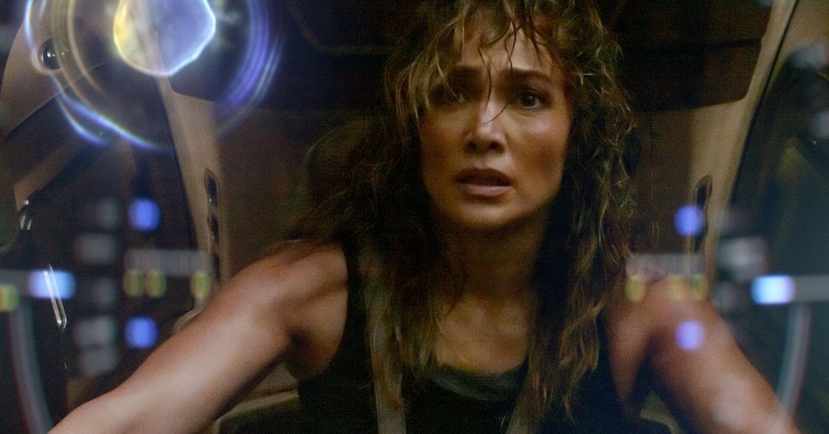 Le nouveau film de J Lo ressemble à Titanfall AF
