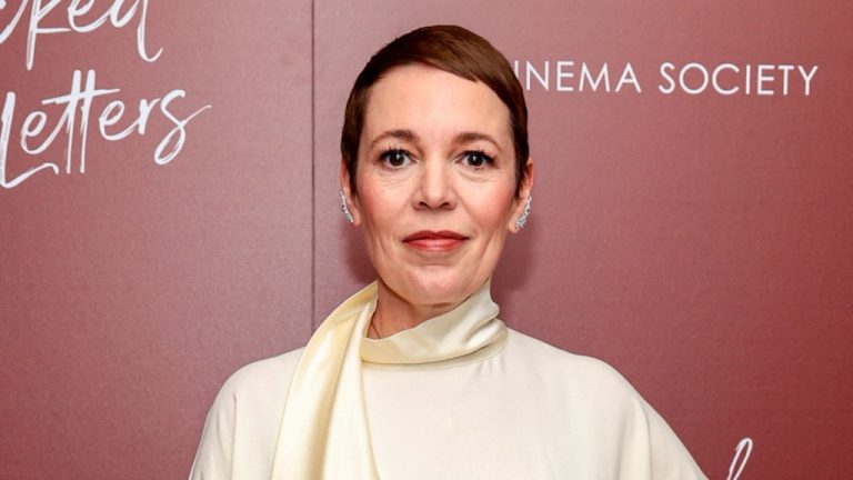 Olivia Colman sur les disparités salariales à Hollywood : "Si j'étais Oliver Colman, je gagnerais bien plus"
