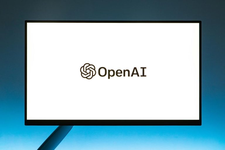 OpenAI dit qu’il peut cloner une voix à partir de seulement 15 secondes d’audio