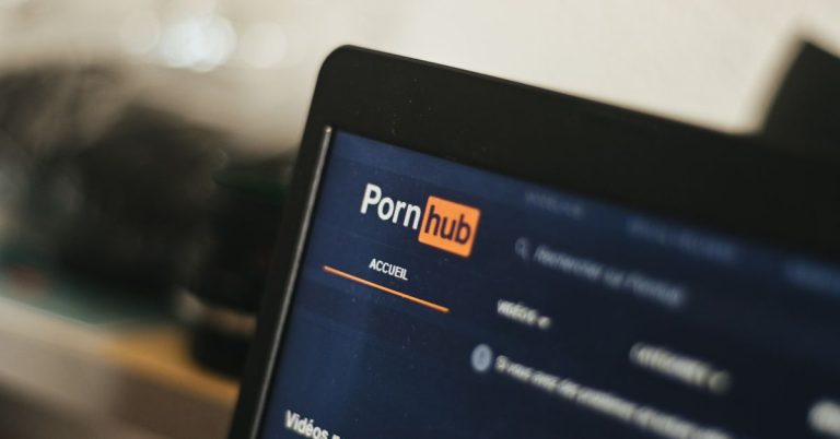 Pornhub ferme ses portes au Texas pour protester contre la loi sur la vérification de l’âge