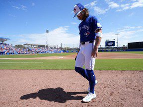 SIMMONS : les Blue Jays vendent de l’espoir et des rénovations de stade alors que la nouvelle saison commence