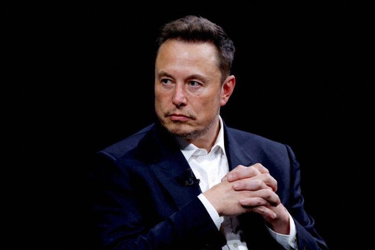 Tesla n’a payé aucun impôt fédéral sur le revenu tout en versant à ses dirigeants 2,5 milliards de dollars sur cinq ans