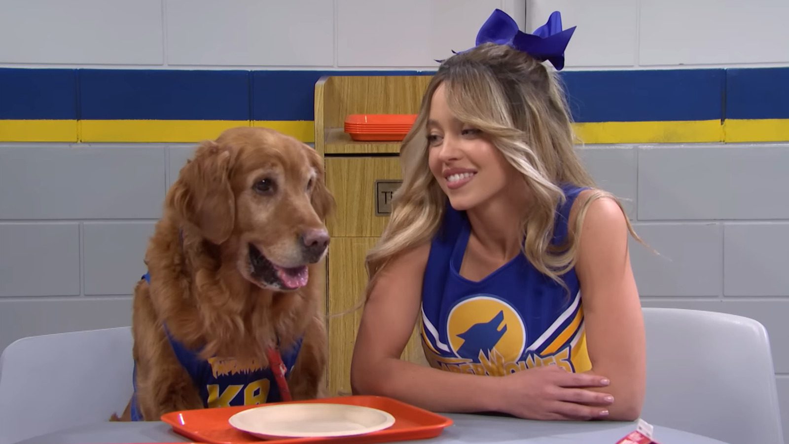 Un très bon garçon est la star du croquis Air Bud de Saturday Night Live
