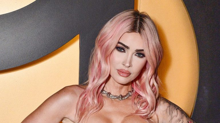 Megan Fox with pink hair in February 2024