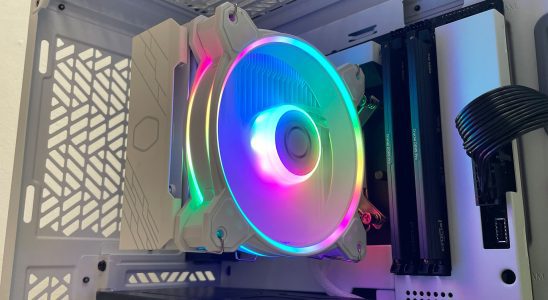 Examen du Cooler Master Hyper 212 Halo Blanc