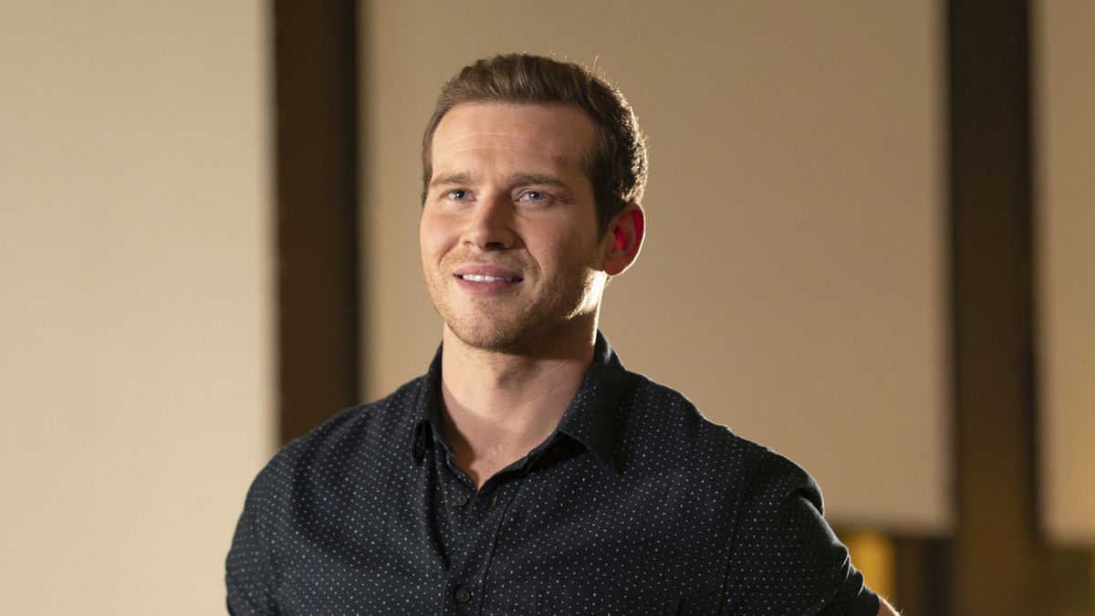 Oliver Stark as Buck in 9-1-1