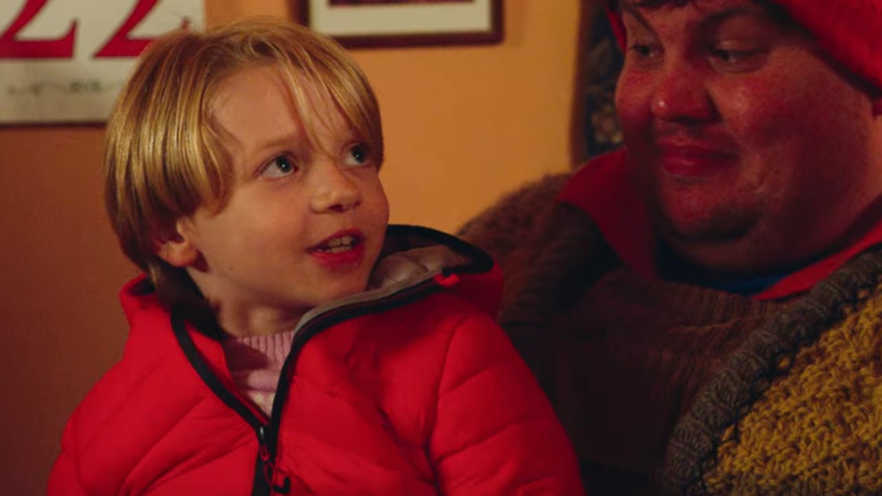 Dexter Sol Ansell à Noël à la ferme du gui.