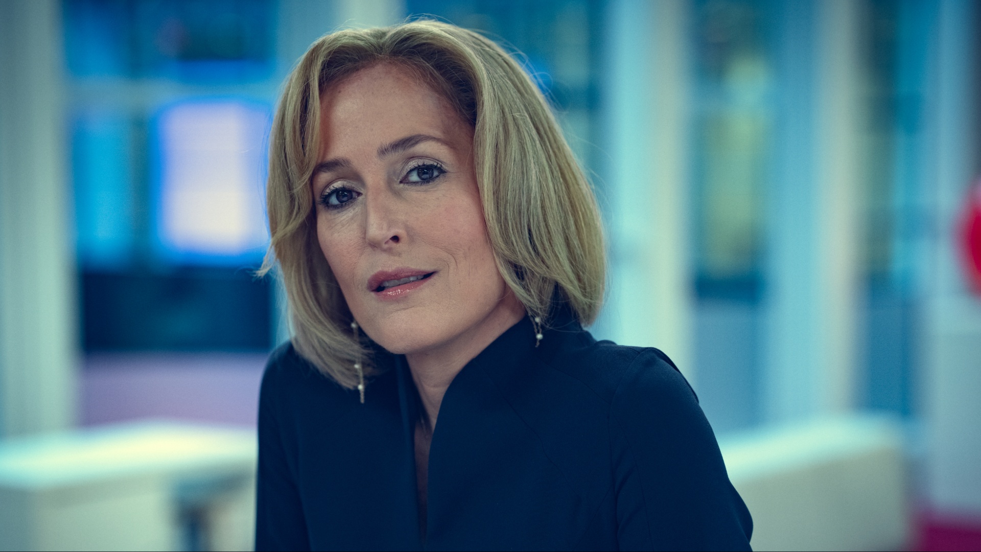 Gillian Anderson dans Scoop