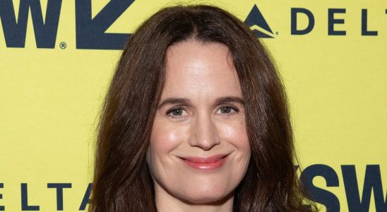 La star de Twilight, Elizabeth Reaser, confirme son mariage avec son partenaire de longue date