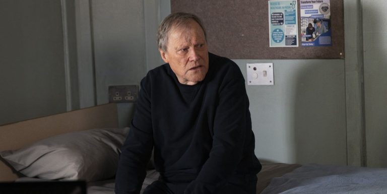 Coronation Street révèle tous les détails de l'histoire de la prison de Roy Cropper
