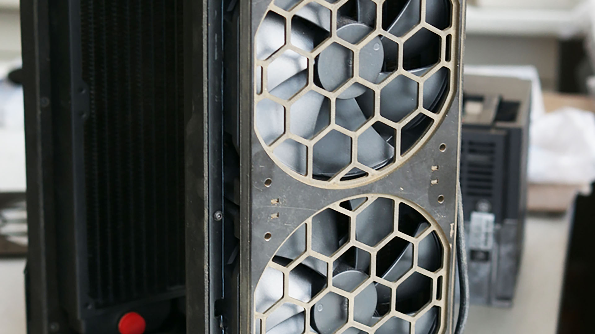 Le support radiateur pour PC gamer symétrique