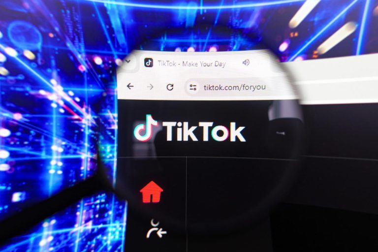 Le projet de loi visant à interdire TikTok avance à grands pas.