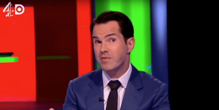 Jimmy Carr révèle qu'il était « proche de la mort » alors qu'il luttait contre une infection potentiellement mortelle
