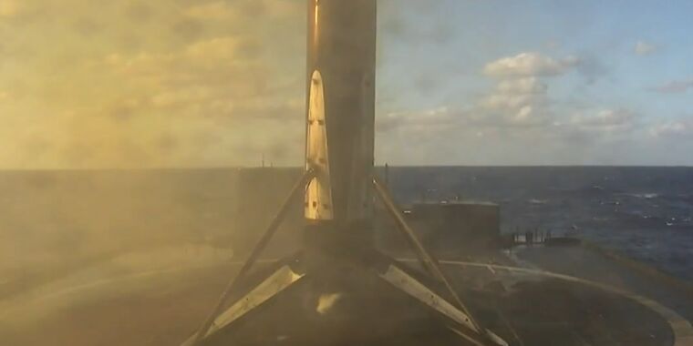 SpaceX a désormais fait atterrir plus de boosters que la plupart des autres fusées jamais lancées