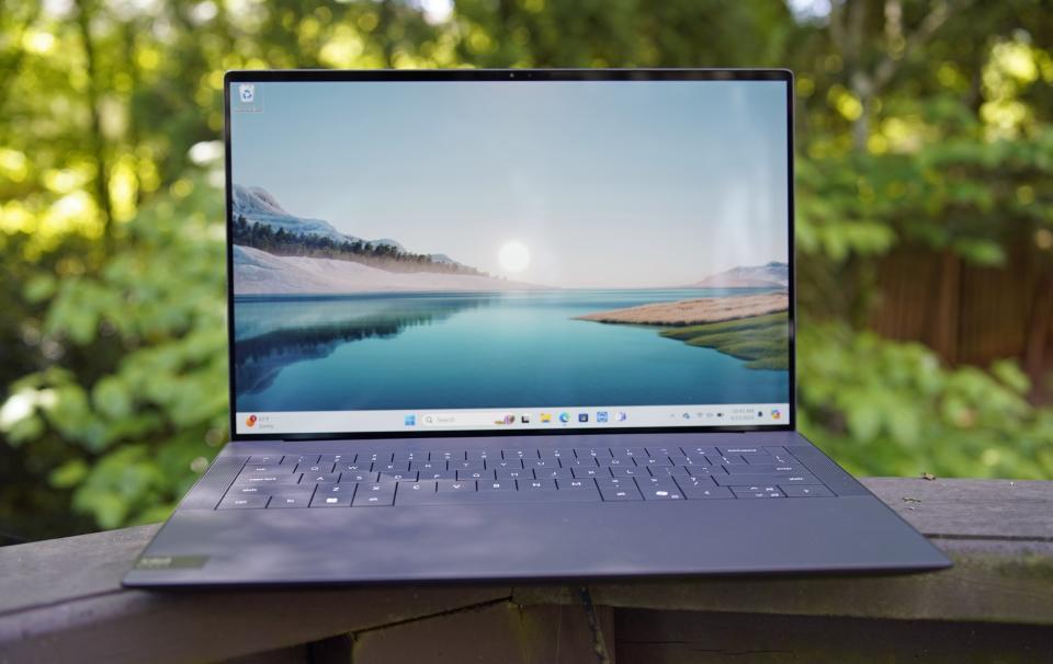 Dell XPS 14 vu de face