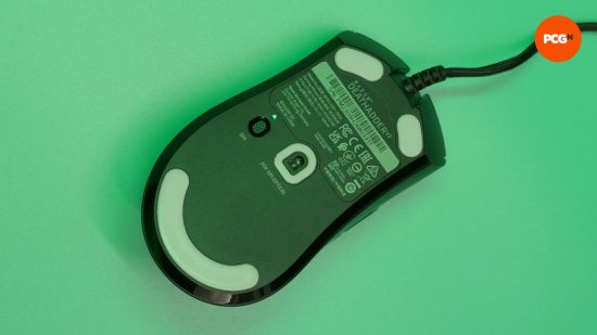 Razer Deathadder V3 Review 05 dessous